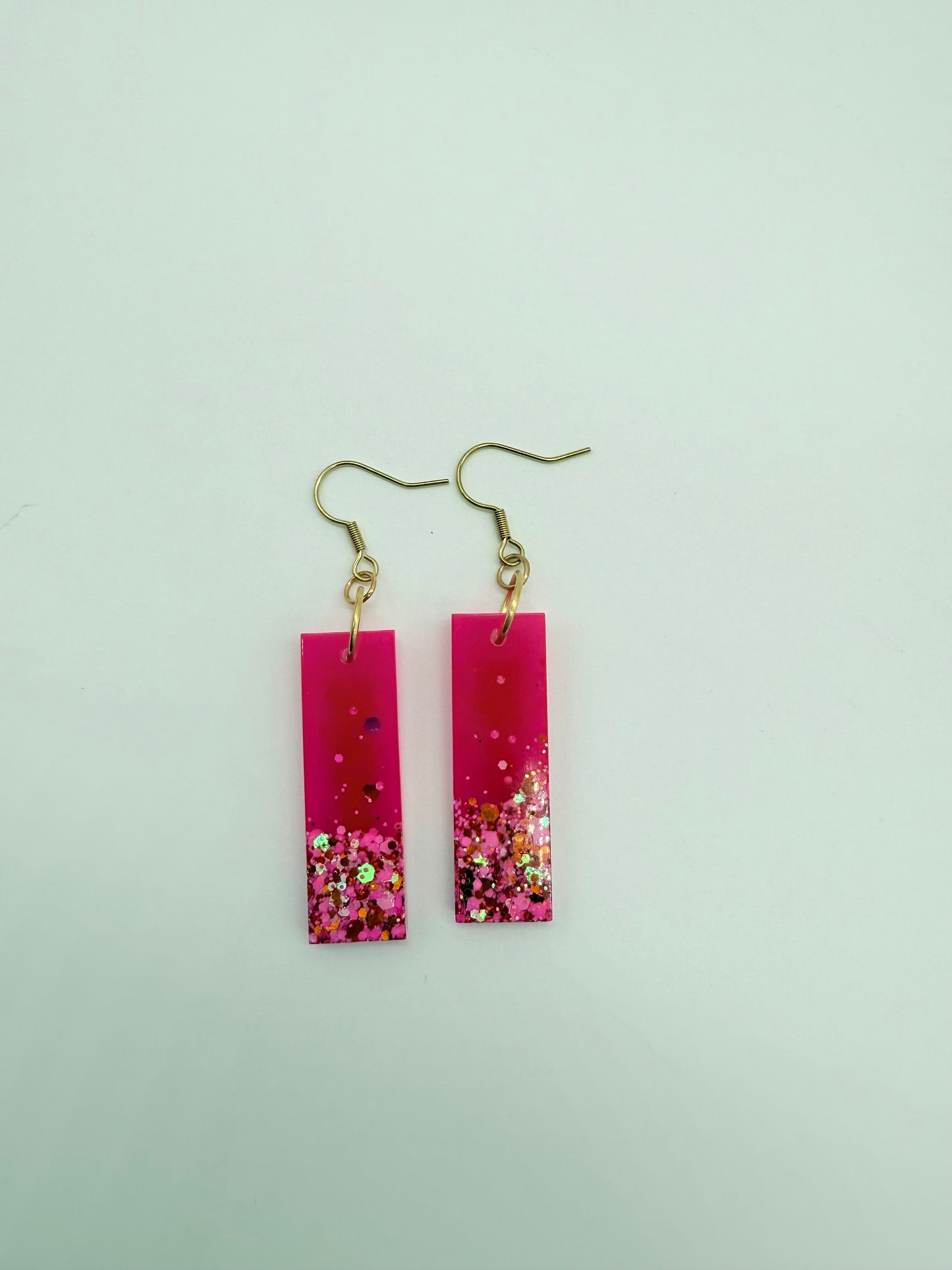 Lava Lamp Style With Pink Dye and Glitter- 5cm Long Dangles