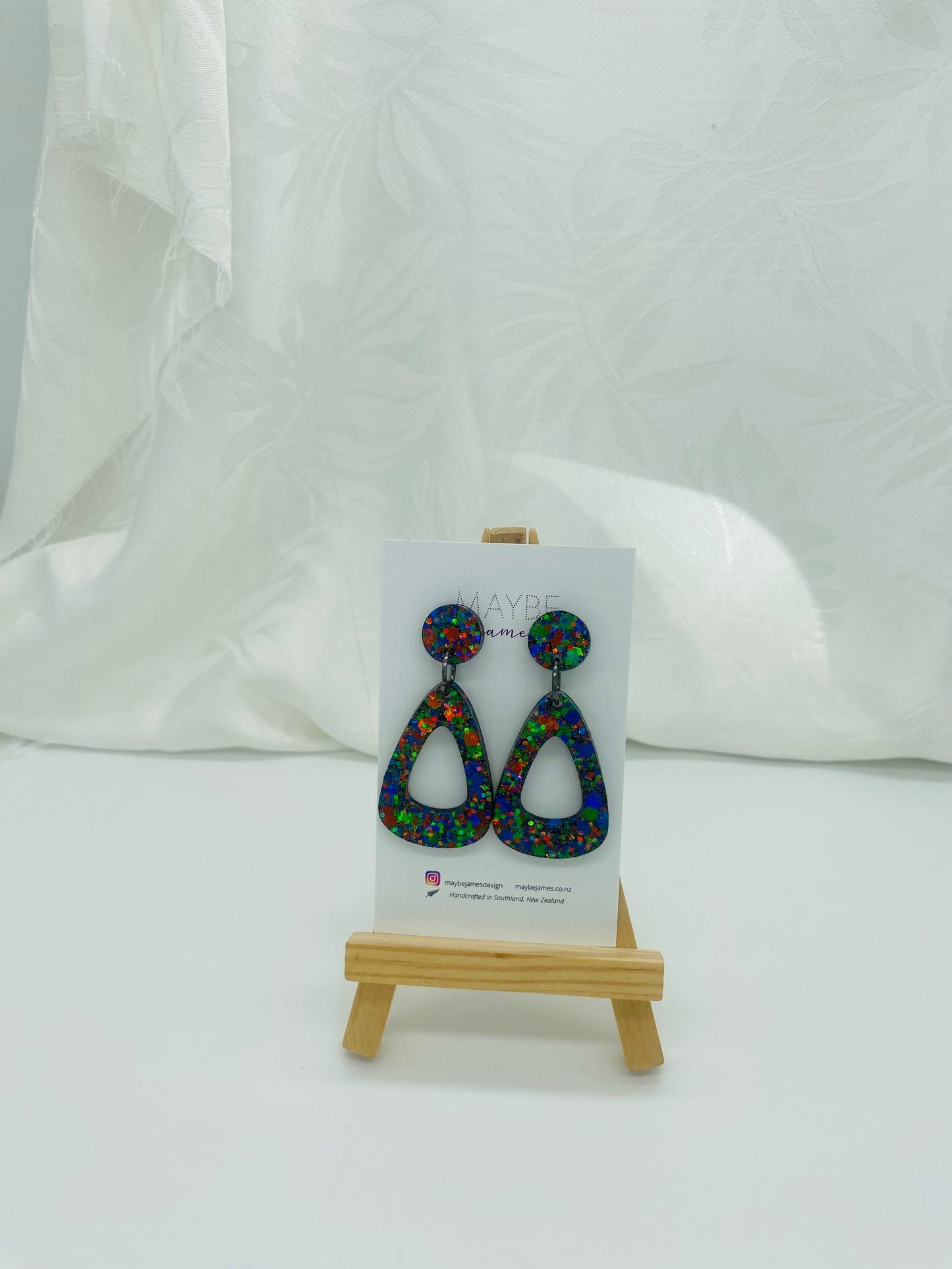 The Whole World 4cm Dangles image 1