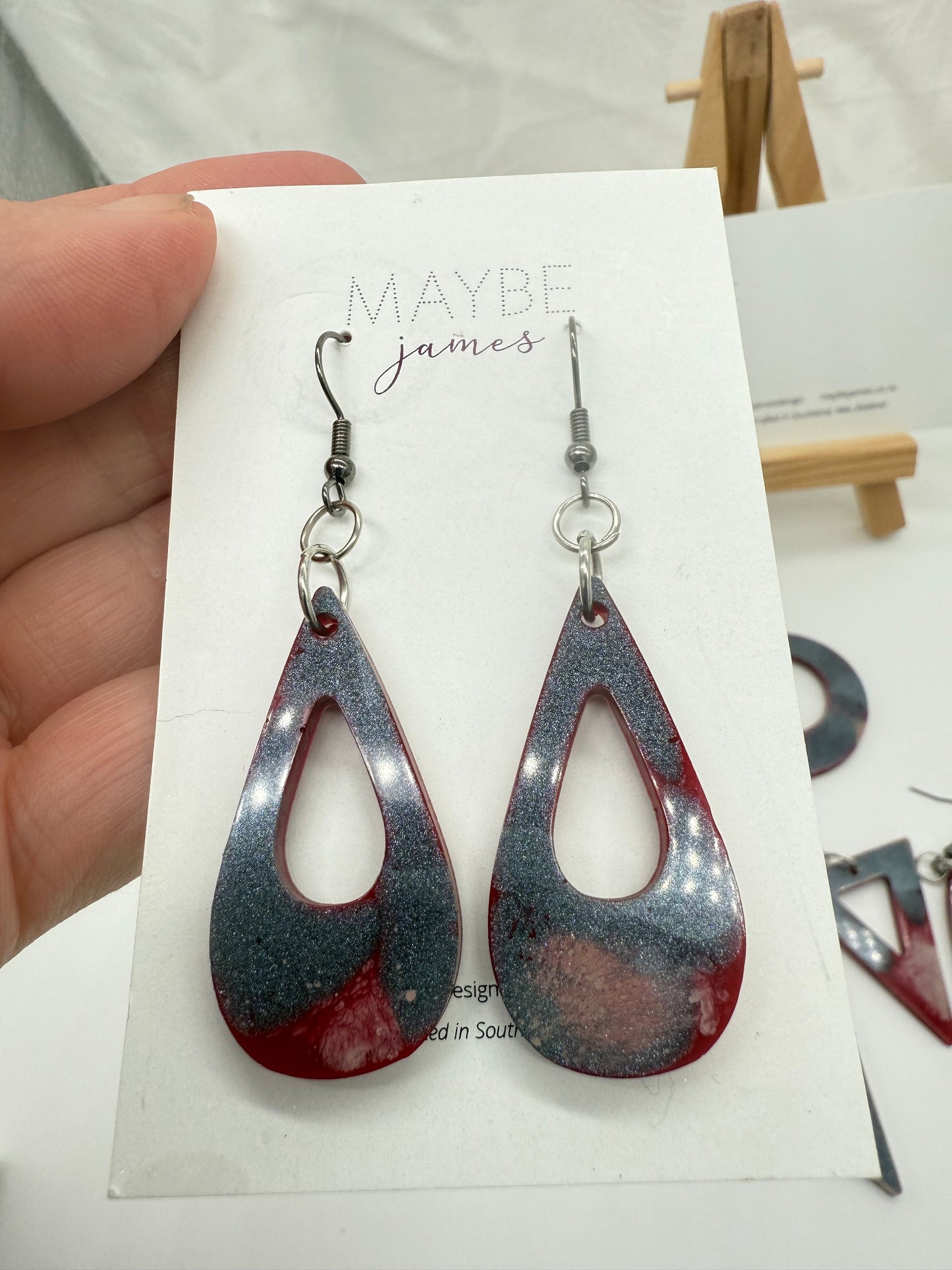 Silver Red and Cream 4cm Dangles