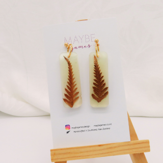 Dried Fern and Green Pearl Dangles 4cm image 1