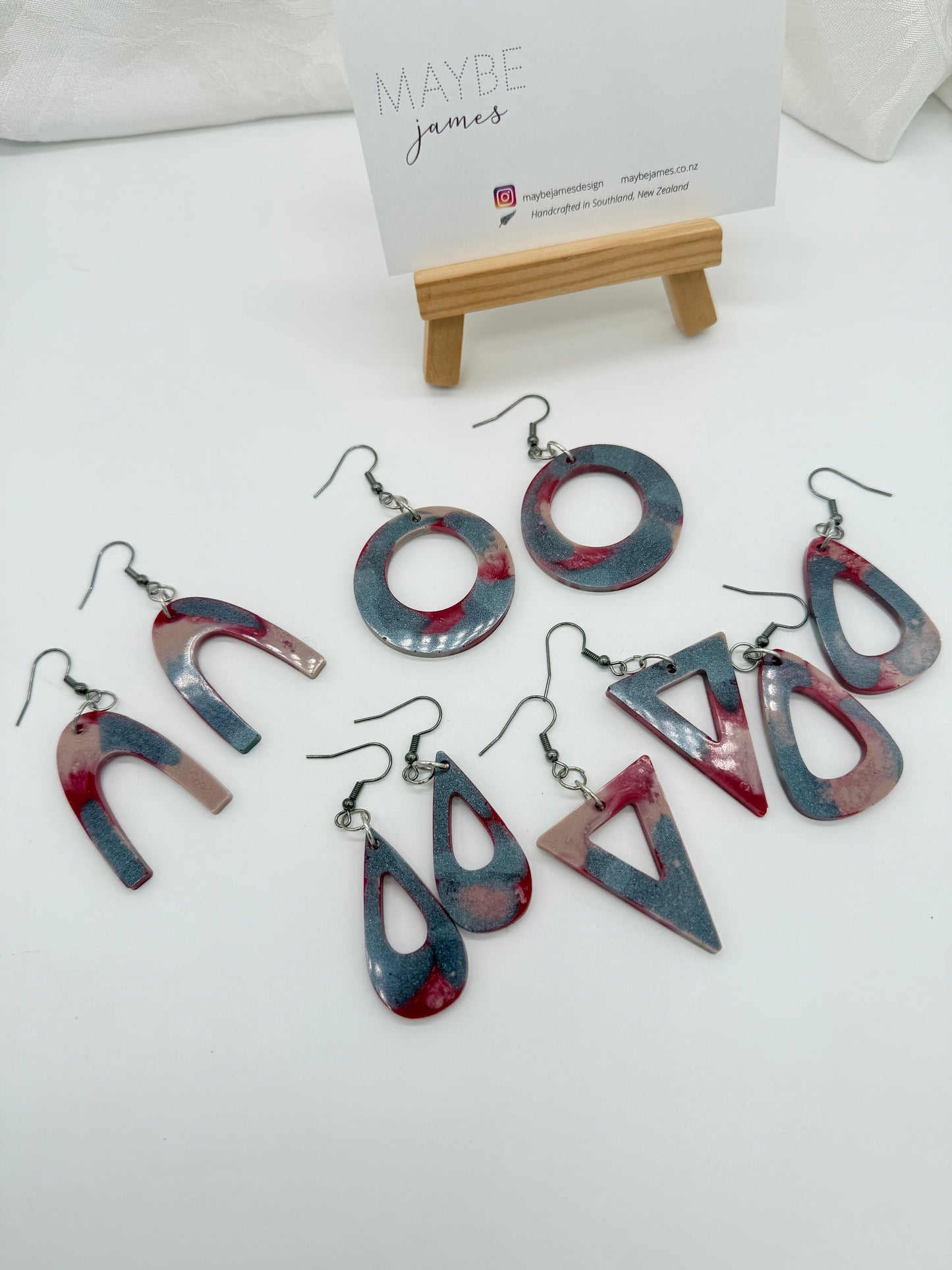 Silver Red and Cream 4cm Dangles