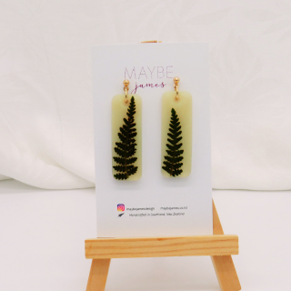 Dried Fern and Green Pearl Dangles 4cm image 3