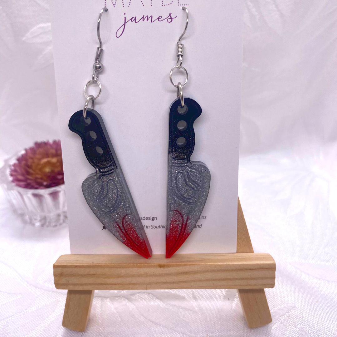 Knives Out 5cm Dangles image 2