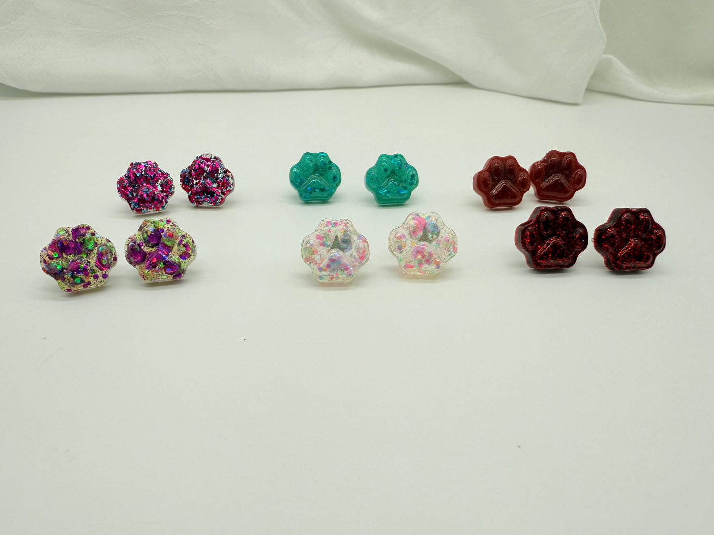 Kitty Cat 1cm Paw Studs