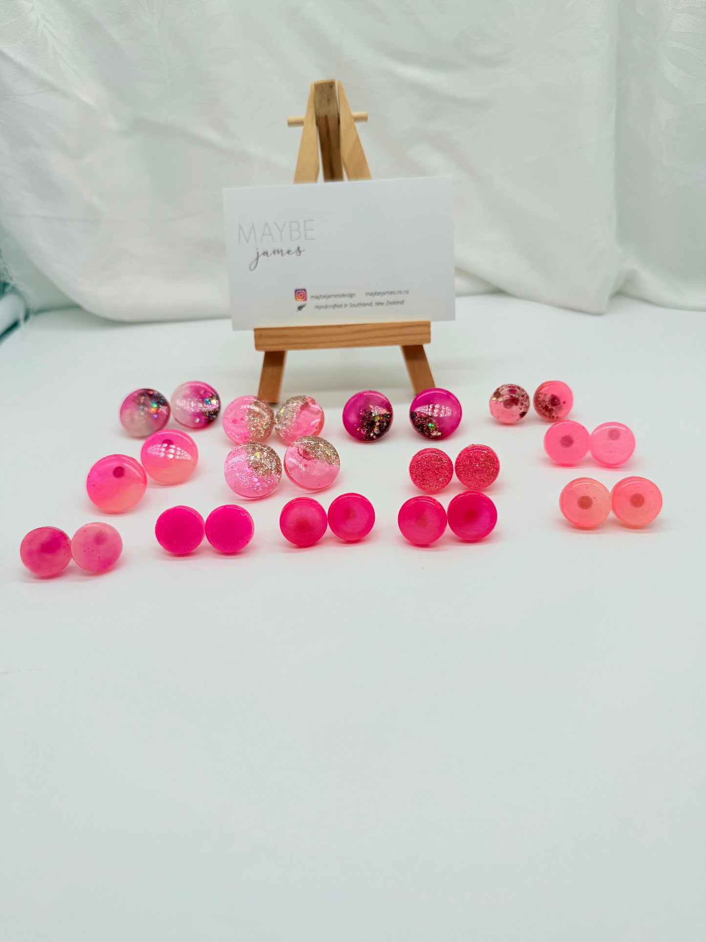 Pink Studs 20mm or 15mm Bright Glitters, Dyes and Patterns