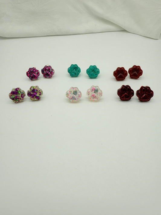 Kitty Cat 1cm Paw Studs