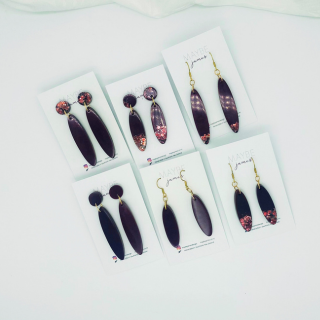 So Scarlett It Was Maroon - 5cm Dangles image 0