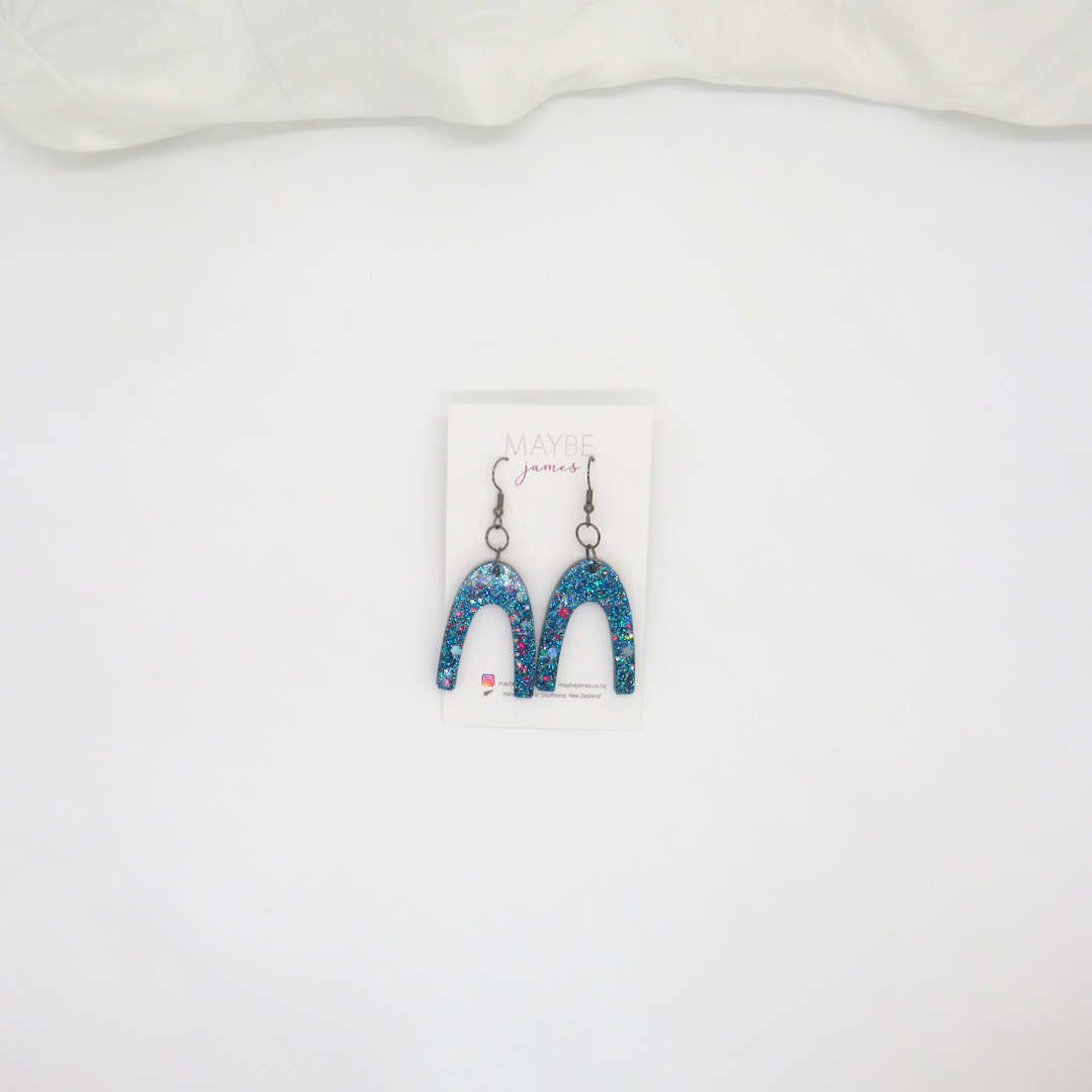 Mermaid Blues Arch 4cm Dangles image 1